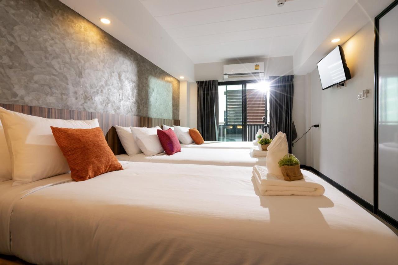 The Home Hotel Sha Bangkok Bagian luar foto